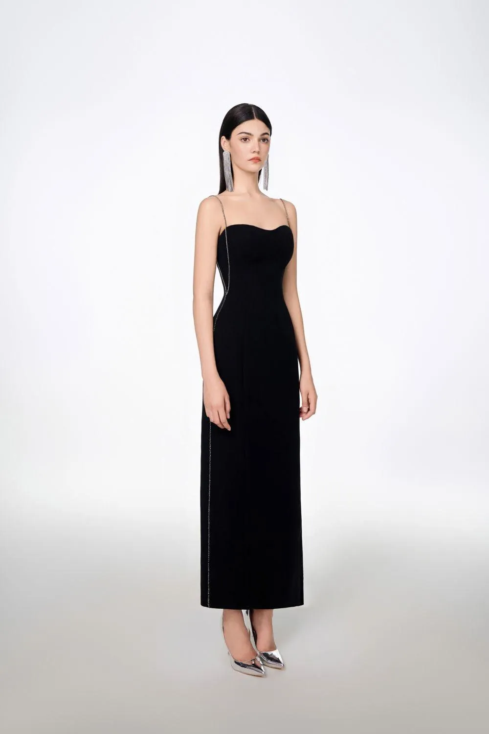 Sophia Straight Sweetheart Neck Crepe Midi Dress